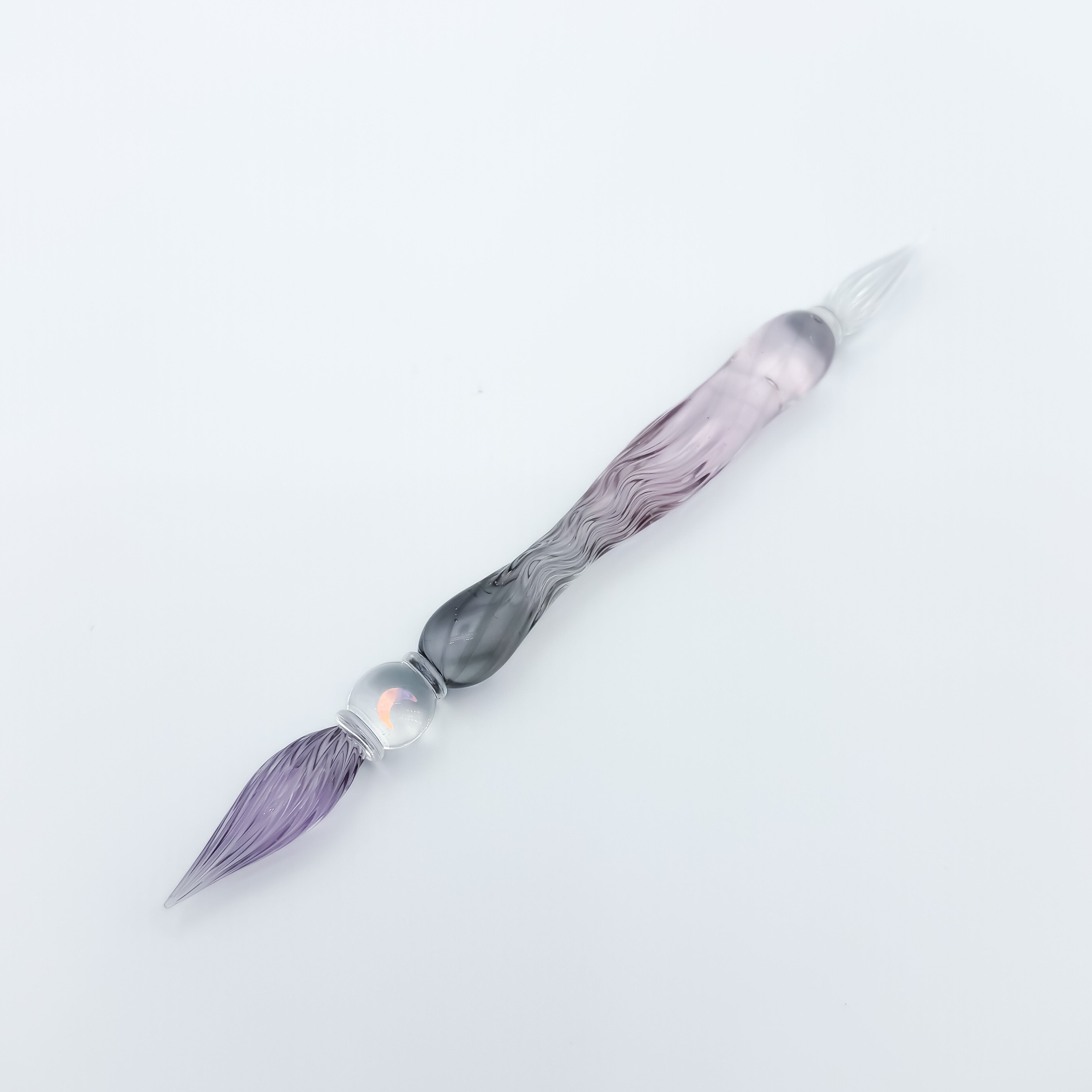 Zephyr Studio Glass Pen -Pleats- Purple Hydrangea-