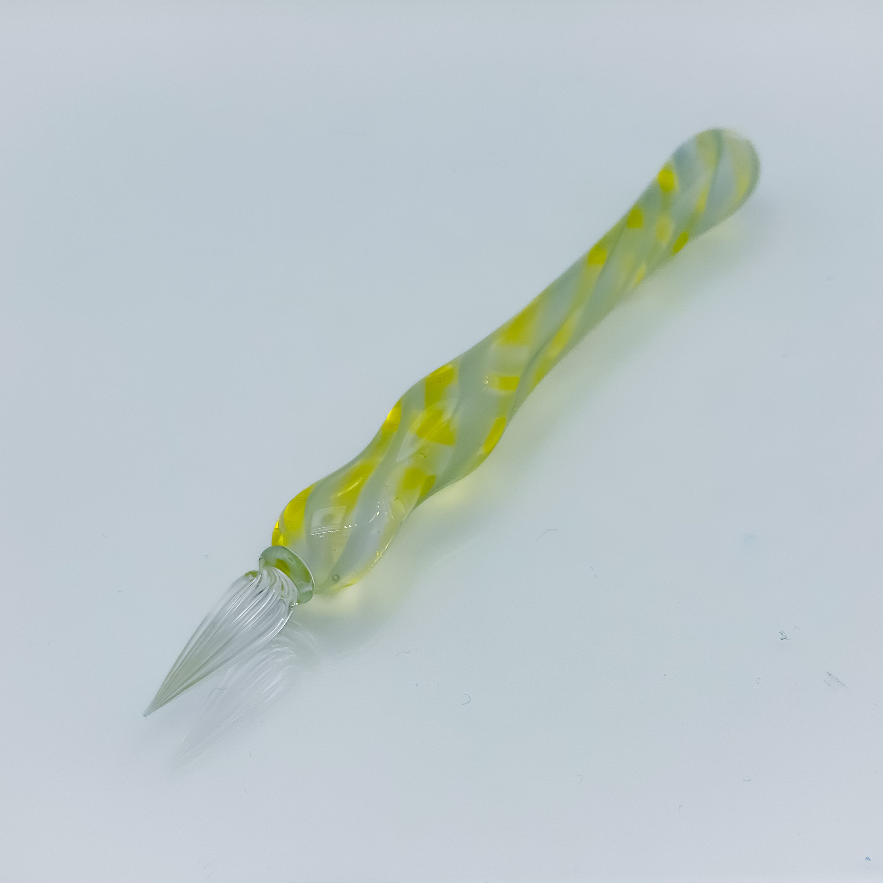 Zephyr Studio(ゼファースタジオ)  Glass Pen Dude -Yellow Lace-