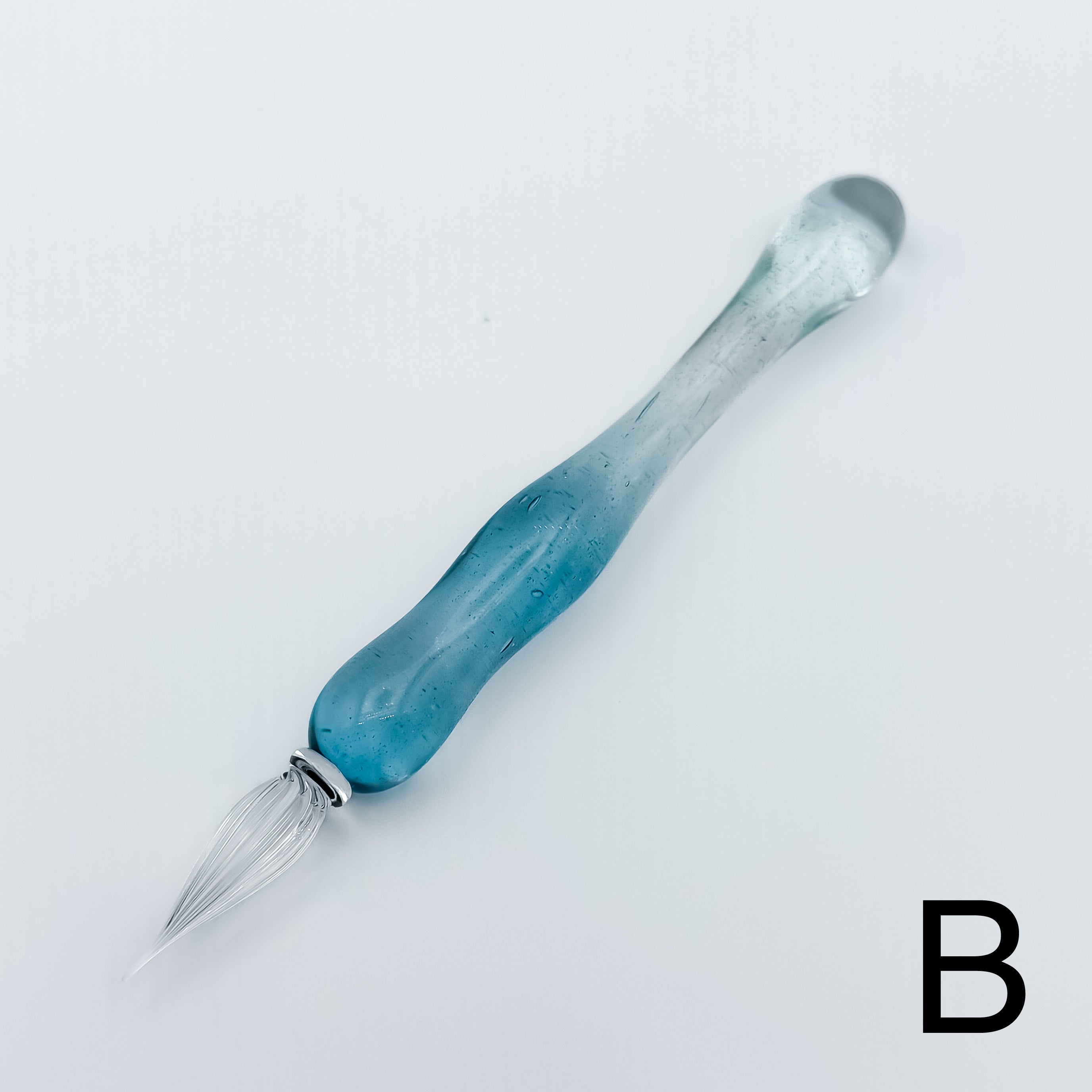 Zephyr Studio Glass Pen -Pleats- Purple Hydrangea-