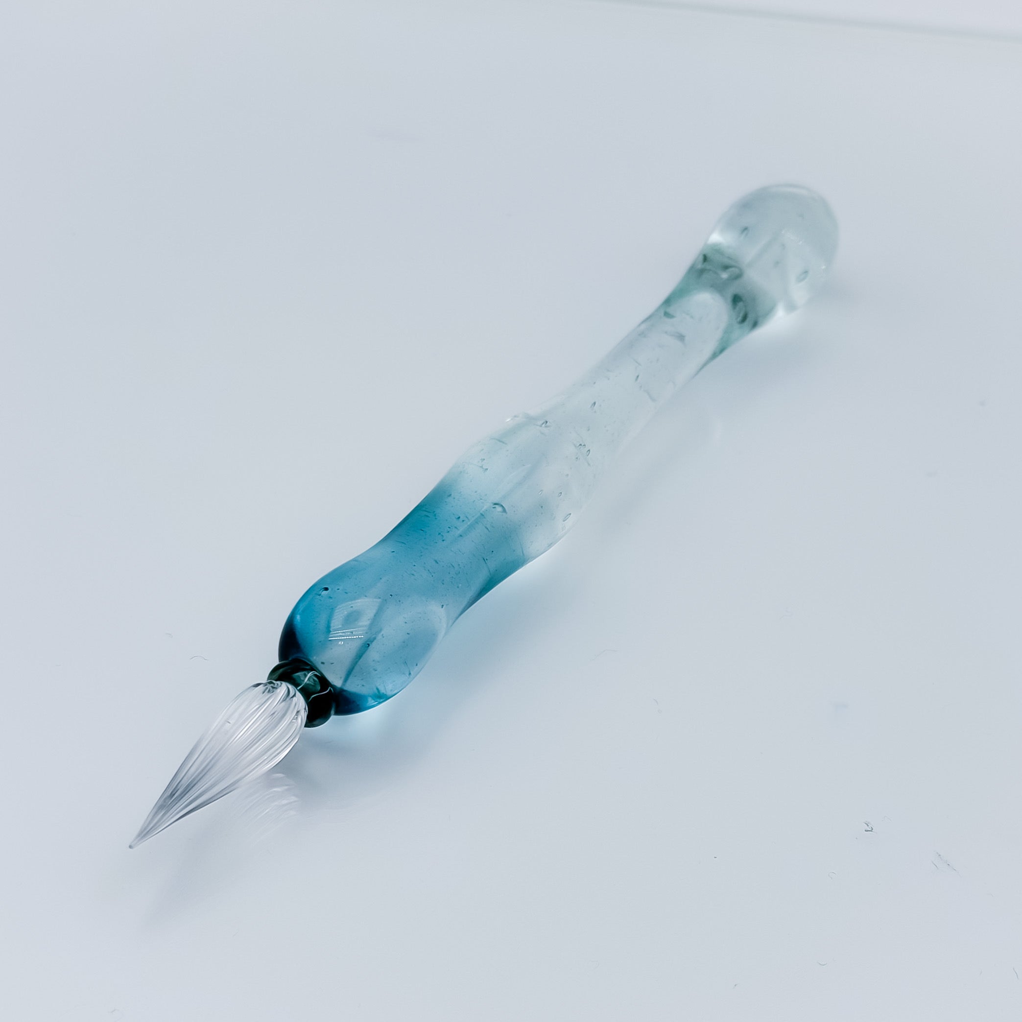 Zephyr Studio Glass Pen -Pleats- Purple Hydrangea-
