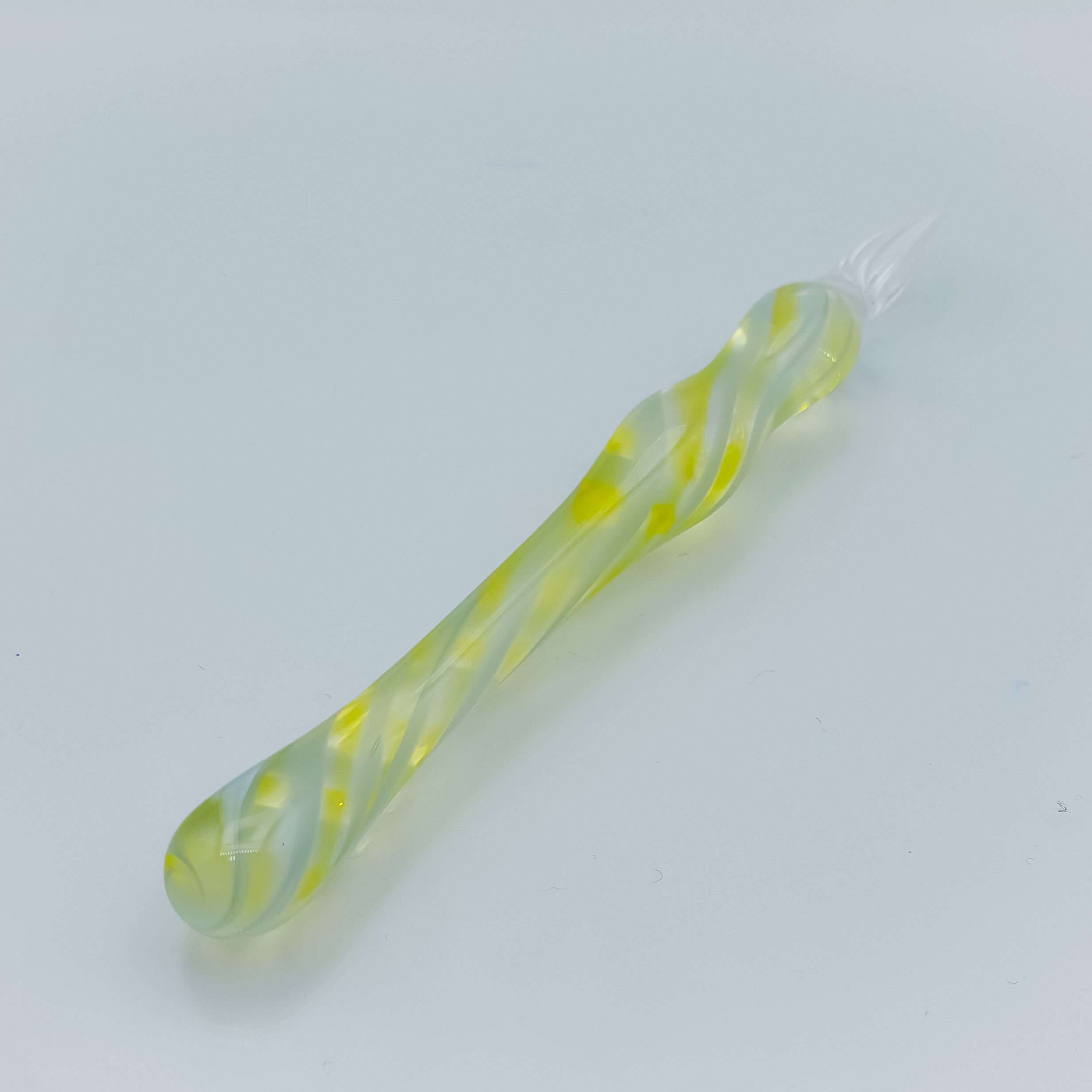 Zephyr Studio(ゼファースタジオ)  Glass Pen Dude -Yellow Lace-