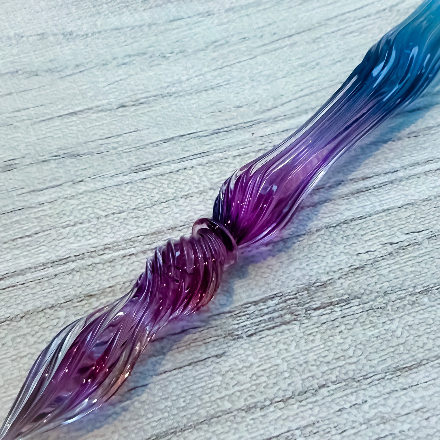 Zephyr Studio(ゼファースタジオ)  Glass Pen -Pleats- Purple Hydrangea-