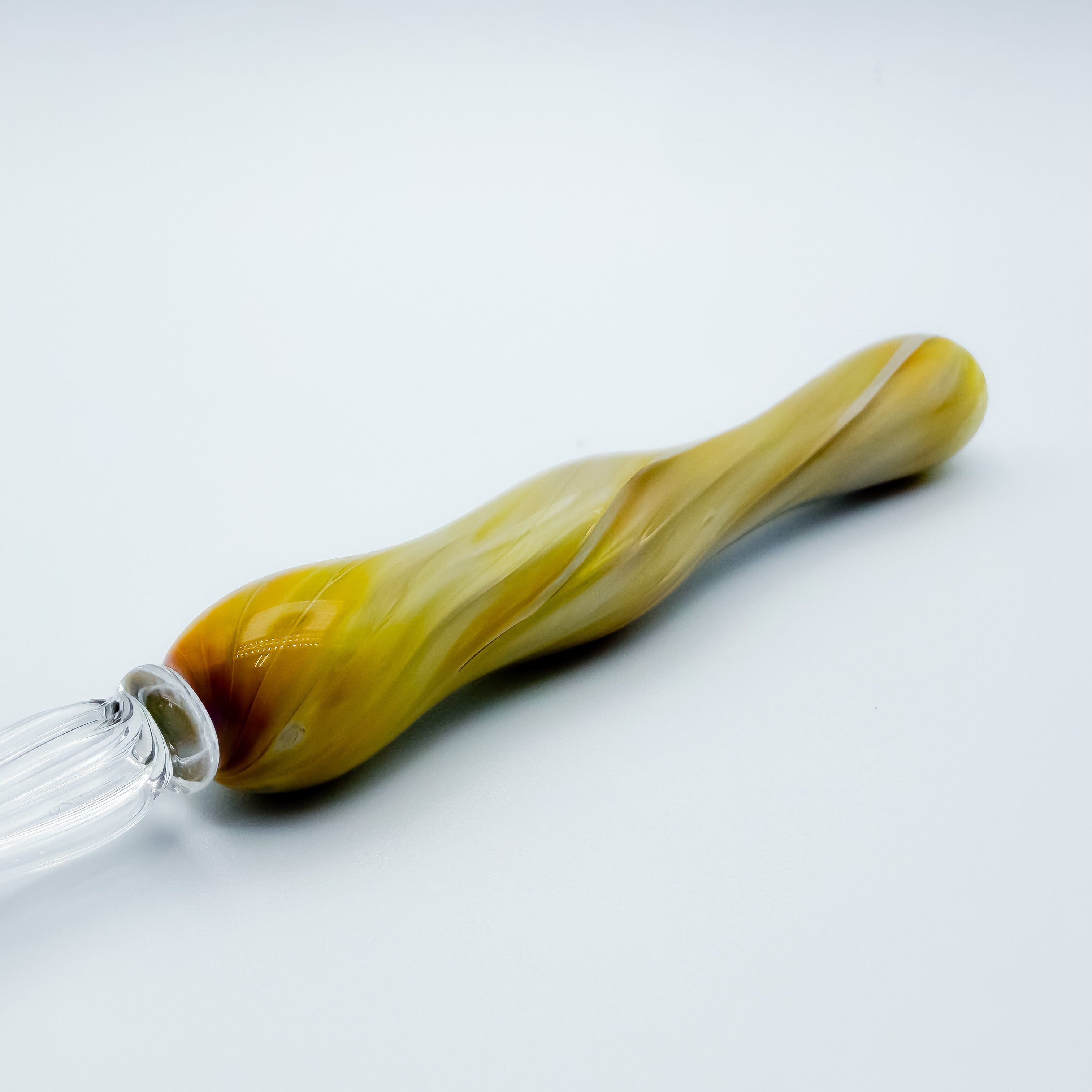 Zephyr Studio(ゼファースタジオ)  Glass Pen Dude -Passion Fruits-